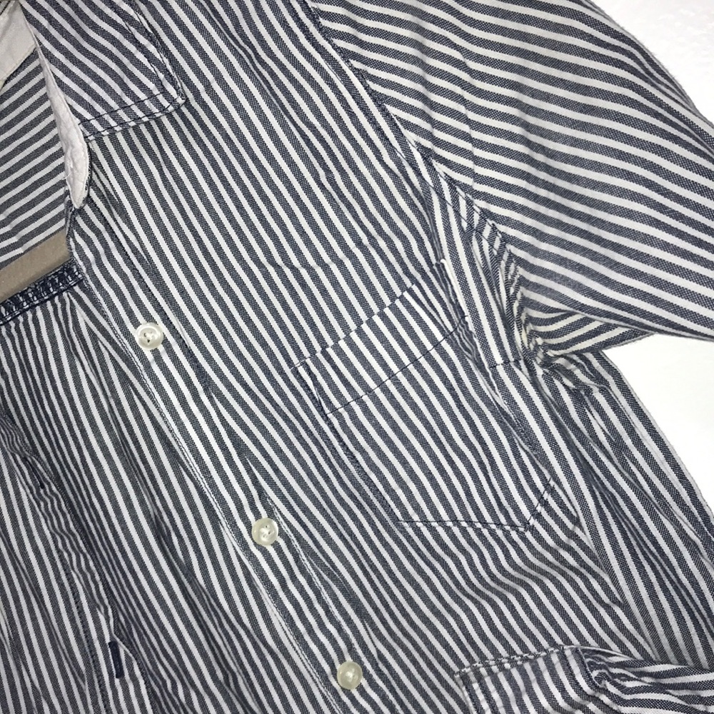 Button down blouse - Picture 3 of 3